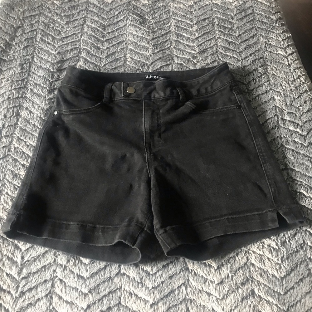 Black jean shorts